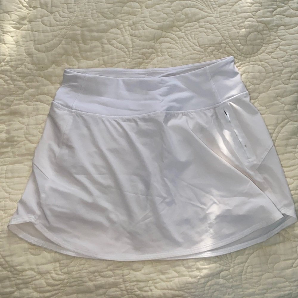 Outdoor Voices Hudson 4” Skort